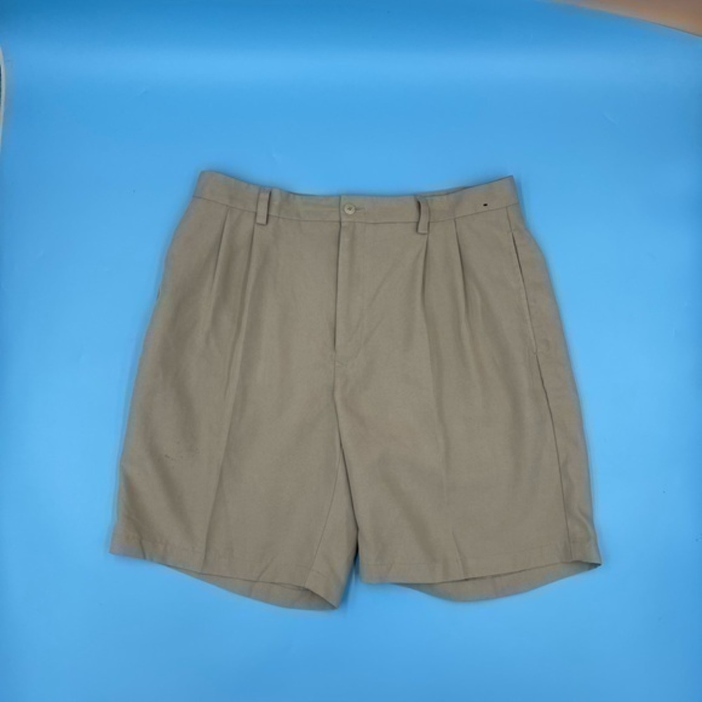 Bolle Golf Khaki Shorts